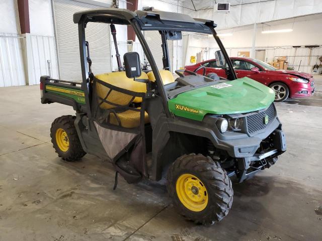 JOHN DEERE GATOR