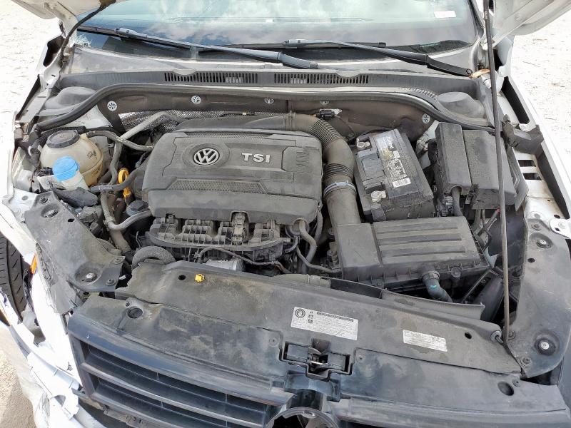 2018 VOLKSWAGEN JETTA SPOR 3VWD17AJXJM207134