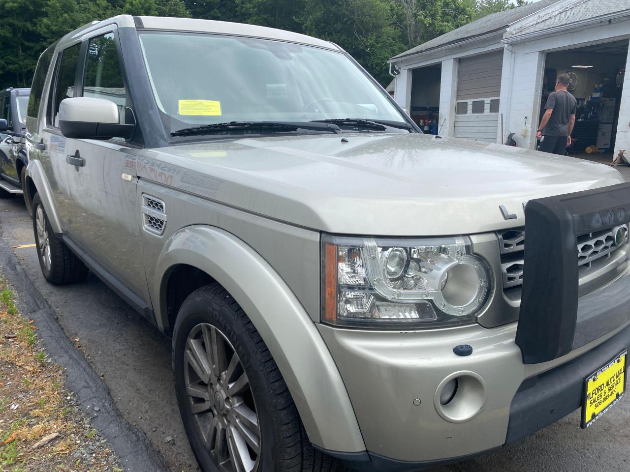 LAND ROVER LR4 HSE PLUS