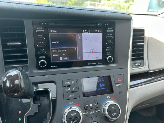 2018 TOYOTA SIENNA XLE 5TDDZ3DC2JS195594