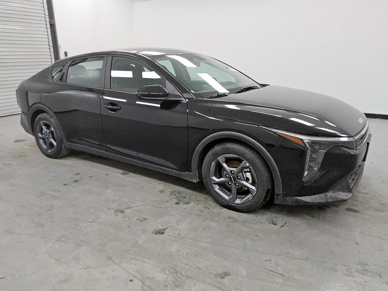 Vin: 3kpft4de5se019295, lot: 62157085, kia k4 lx lx 20254
