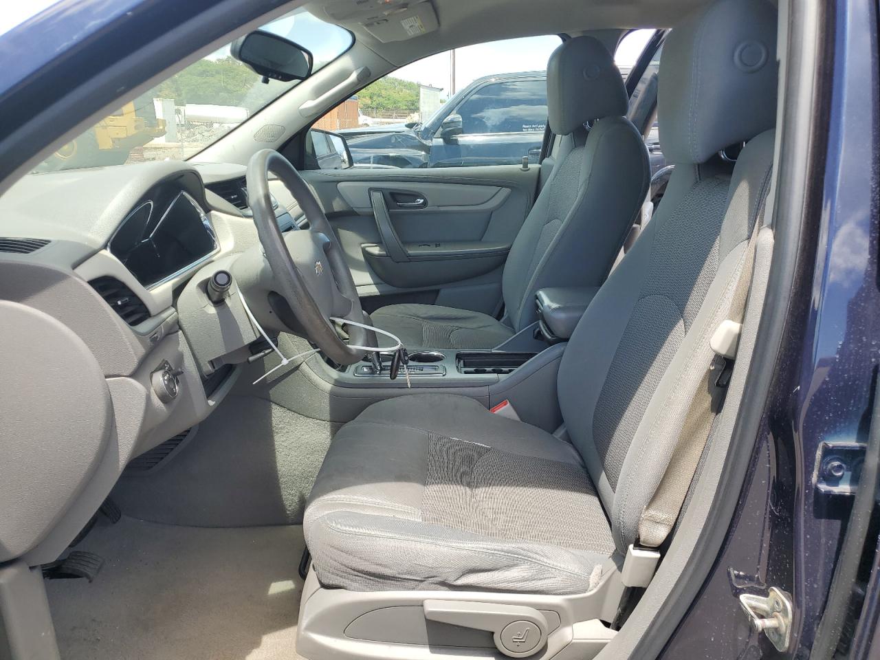 CHEVROLET TRAVERSE LS