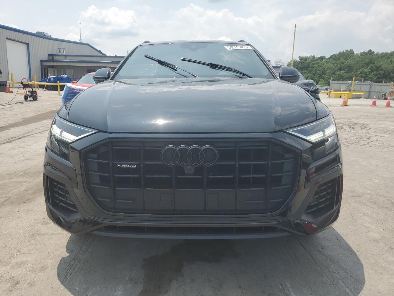 AUDI Q8 2022