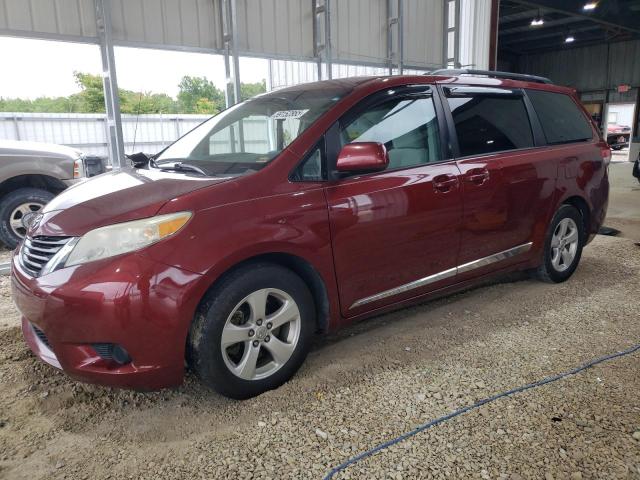 TOYOTA SIENNA LE
