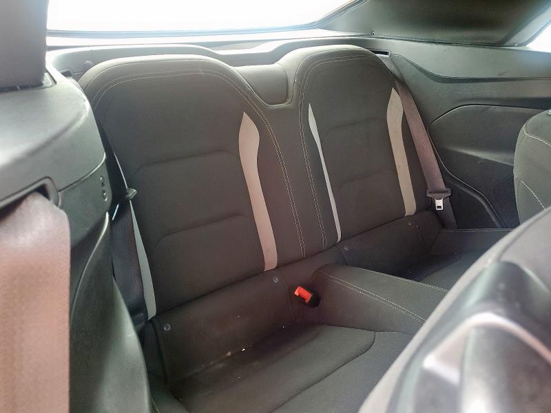 2019 CHEVROLET CAMARO LS 1G1FB3DS8K0119573