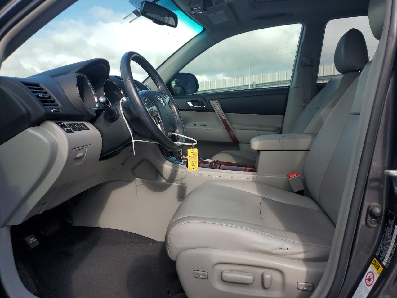 Toyota Highlander 2013