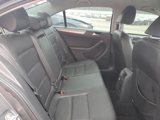 2018 VOLKSWAGEN JETTA SE - 3VWDB7AJ9JM206876