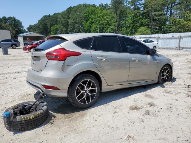 Vin: 1fadp3k25fl345812, lot: 61746165, ford focus se 20153