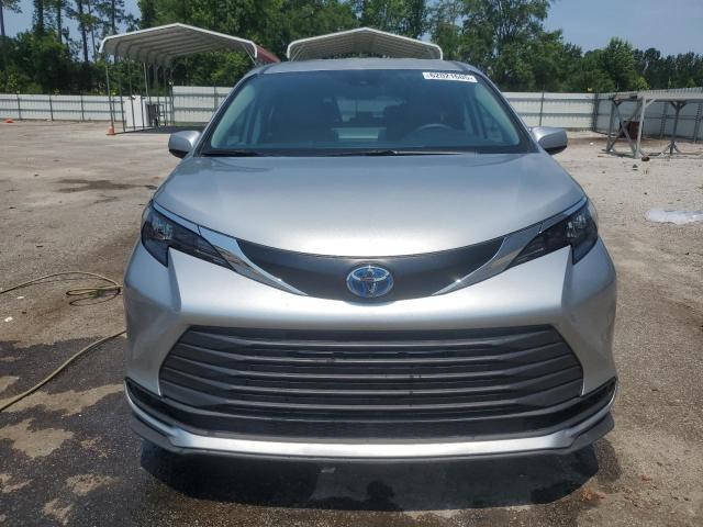 2024 TOYOTA SIENNA LE 5TDKRKEC0RS185142