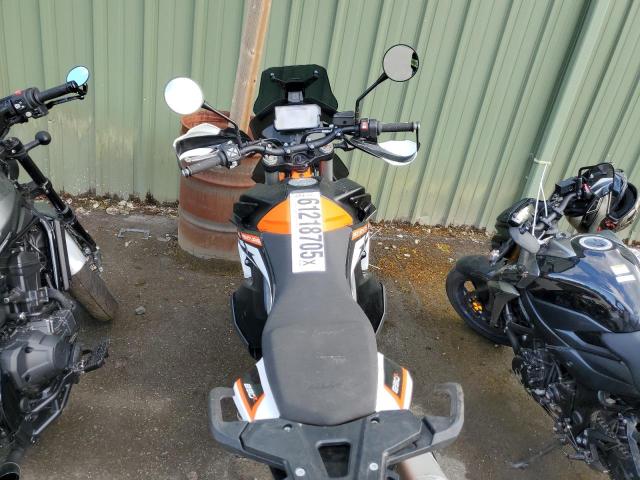 2021 KTM 890 ADVENT VBKTR6401MM822349