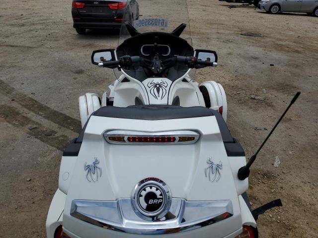 2018 CAN-AM SPYDER ROA 2BXNBDD2XJV004056