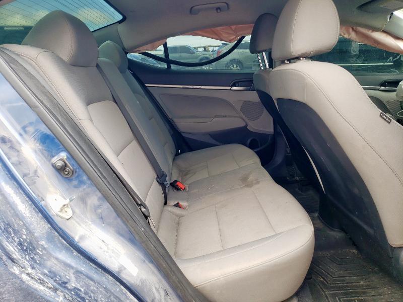 2018 HYUNDAI ELANTRA SE 5NPD74LF5JH212904