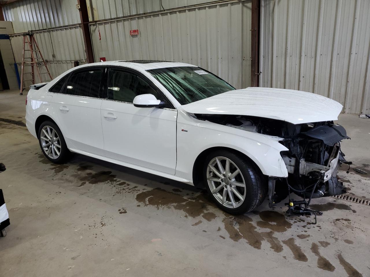 AUDI A4 PREMIUM PLUS S-LINE