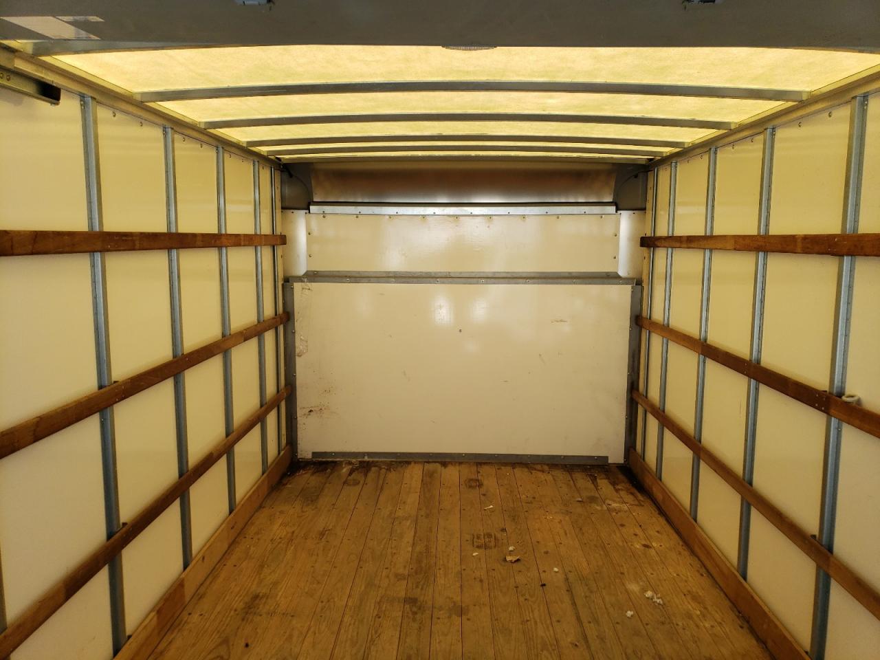 FORD ECONOLINE E350 SUPER DUTY CUTAWAY VAN