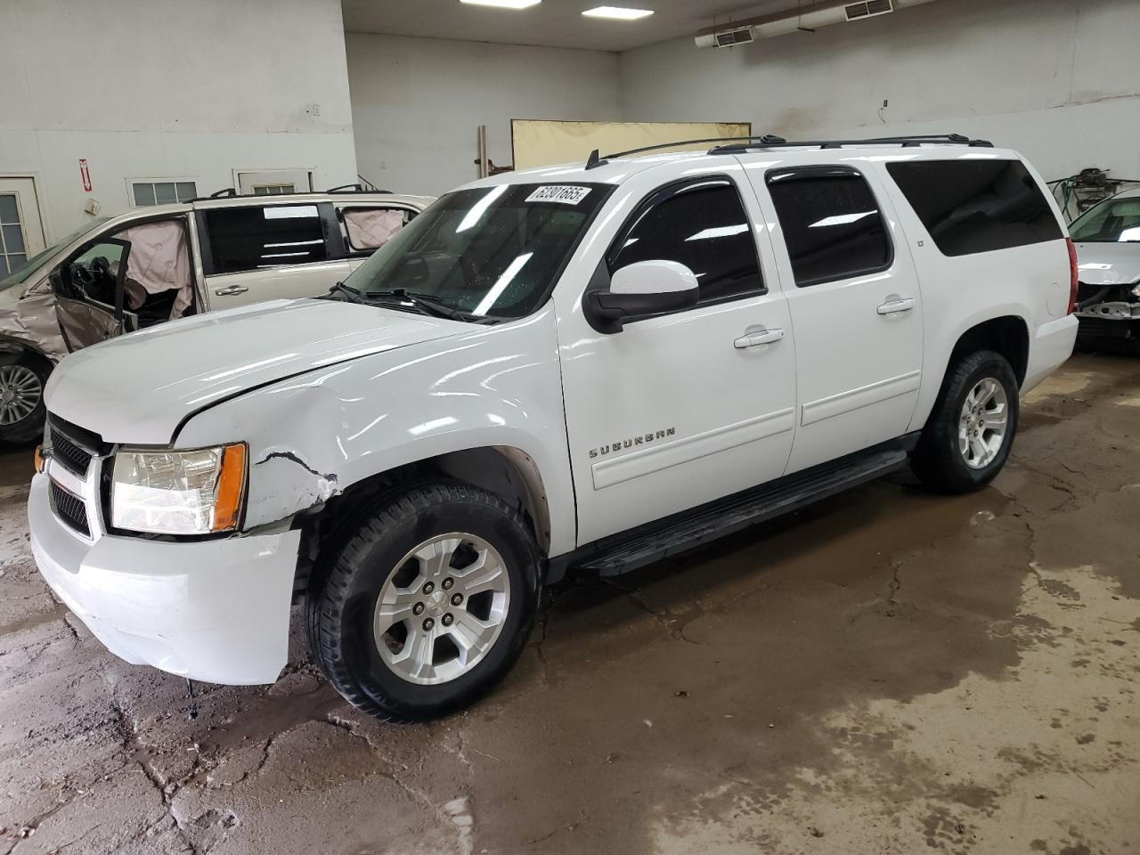 CHEVROLET SUBURBAN C1500 LT