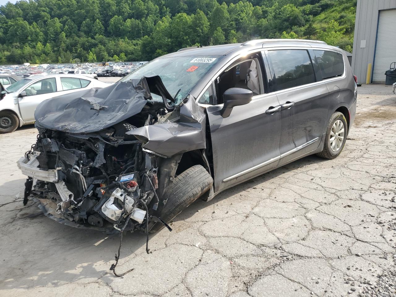 CHRYSLER PACIFICA TOURING L