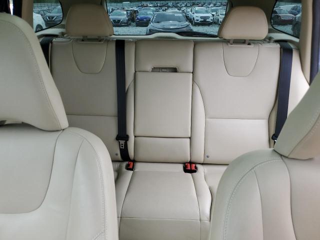 2015 VOLVO XC60 T5 PR YV4612RK5F2705300