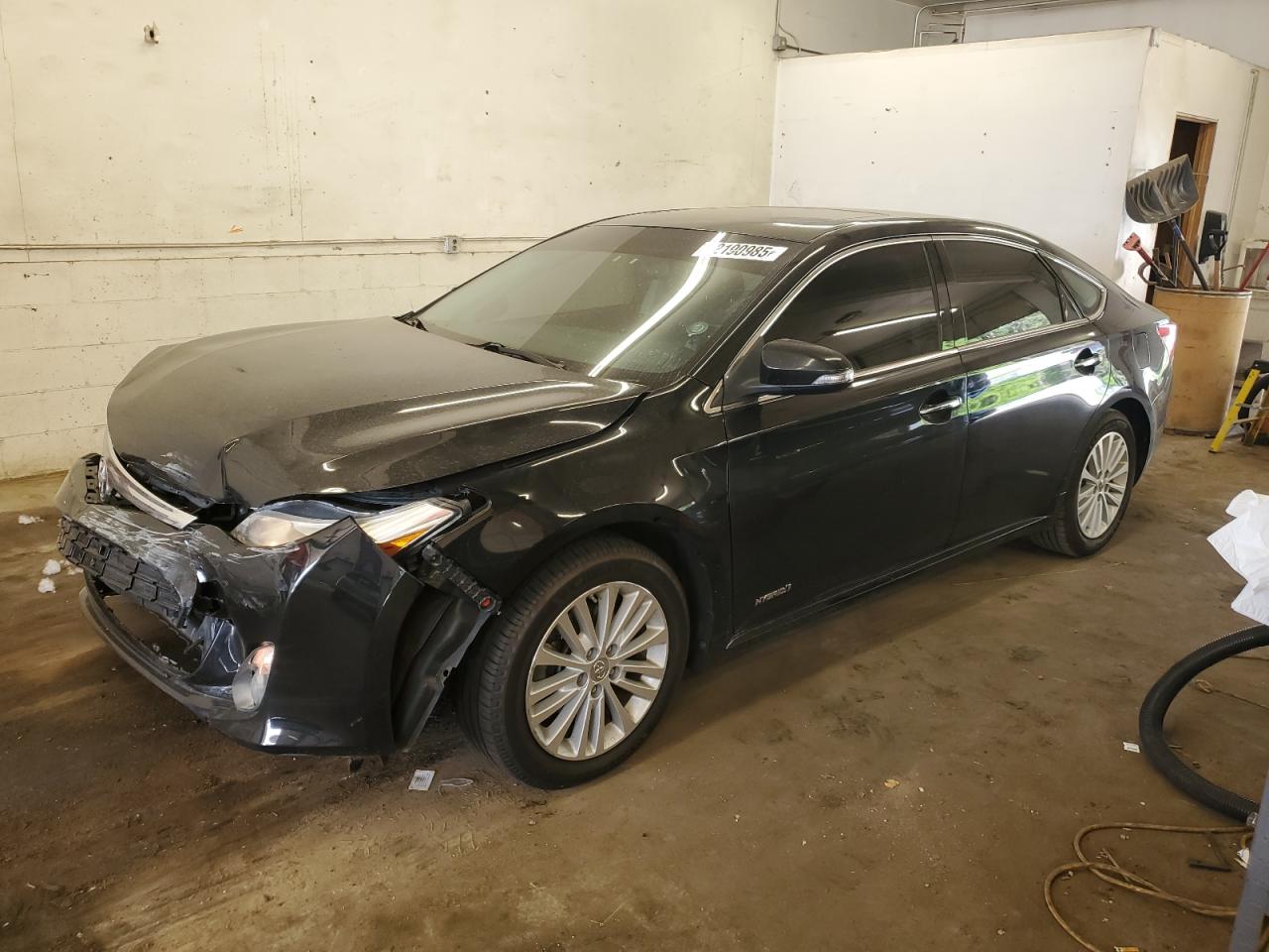 TOYOTA AVALON HYBRID