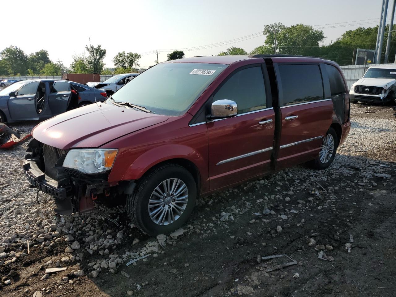 CHRYSLER TOWN & COUNTRY TOURING L