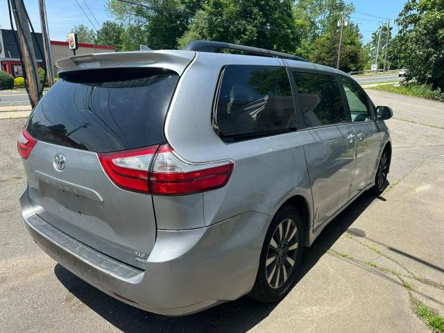 2018 TOYOTA SIENNA XLE 5TDDZ3DC2JS195594