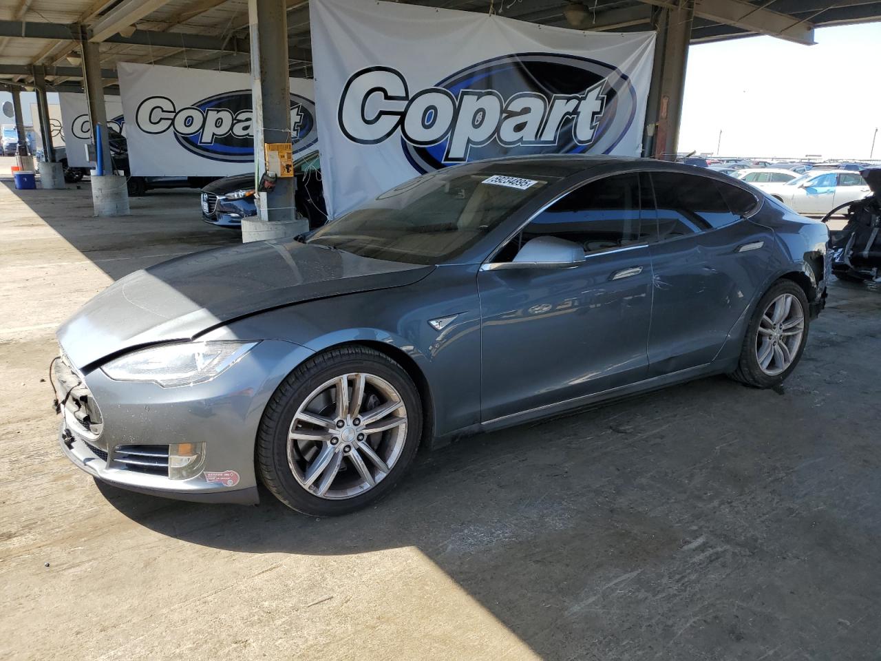 TESLA MODEL S