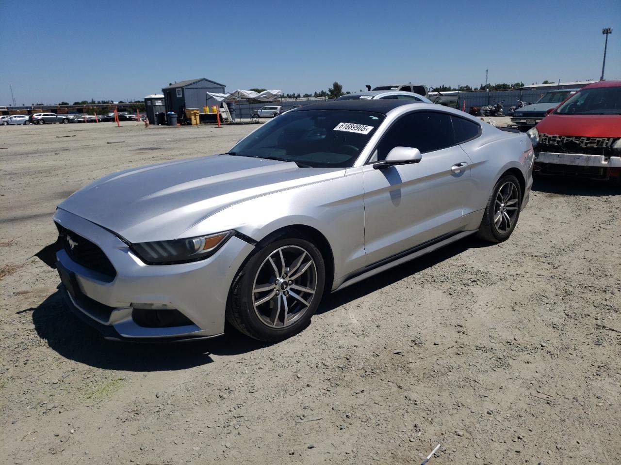 FORD MUSTANG