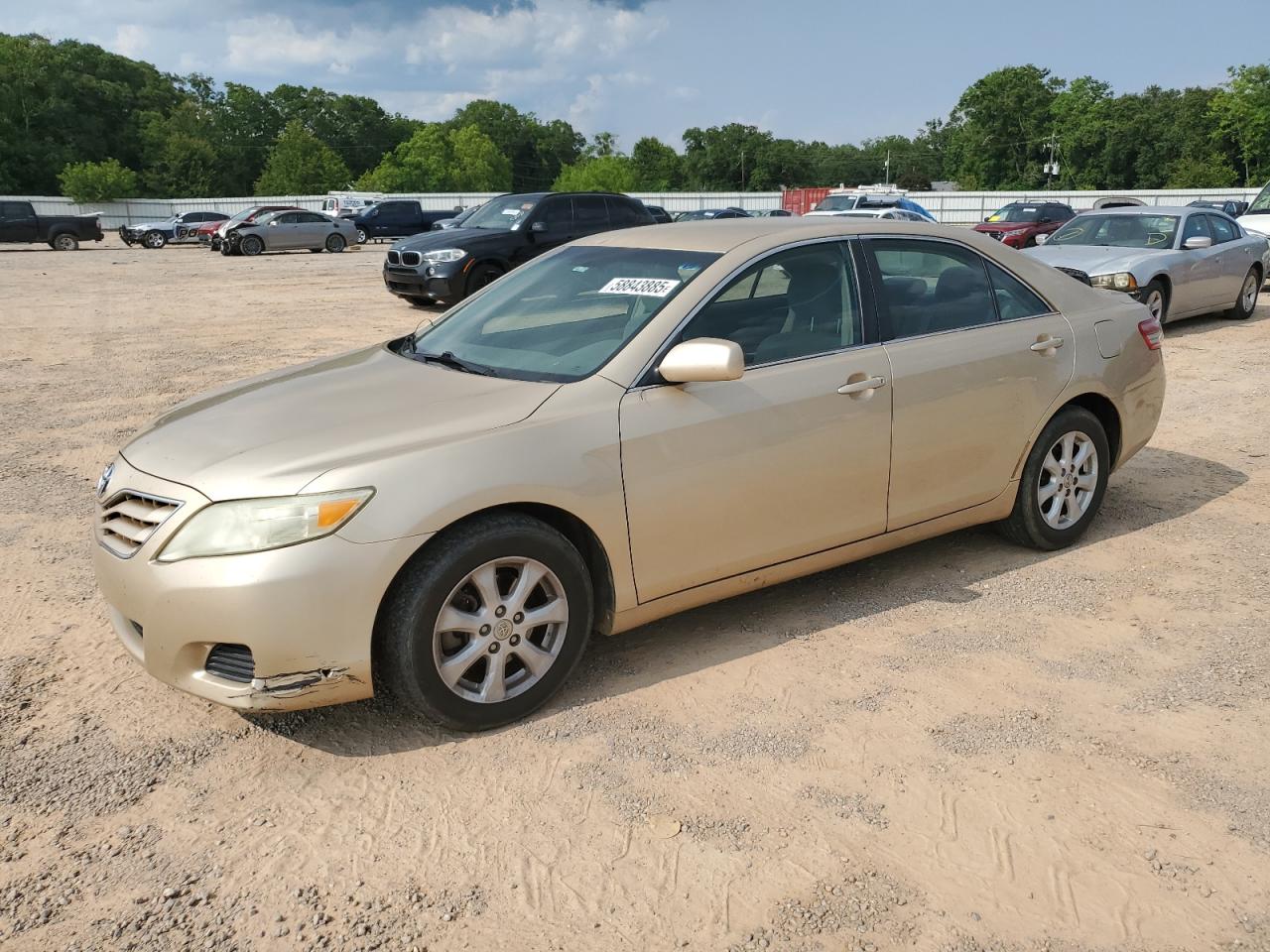 TOYOTA CAMRY BASE