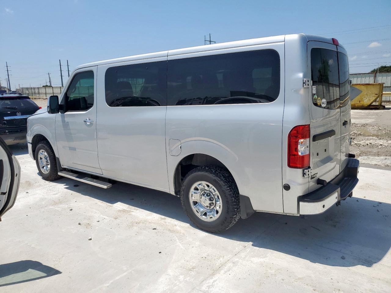 NISSAN NV3500 3500