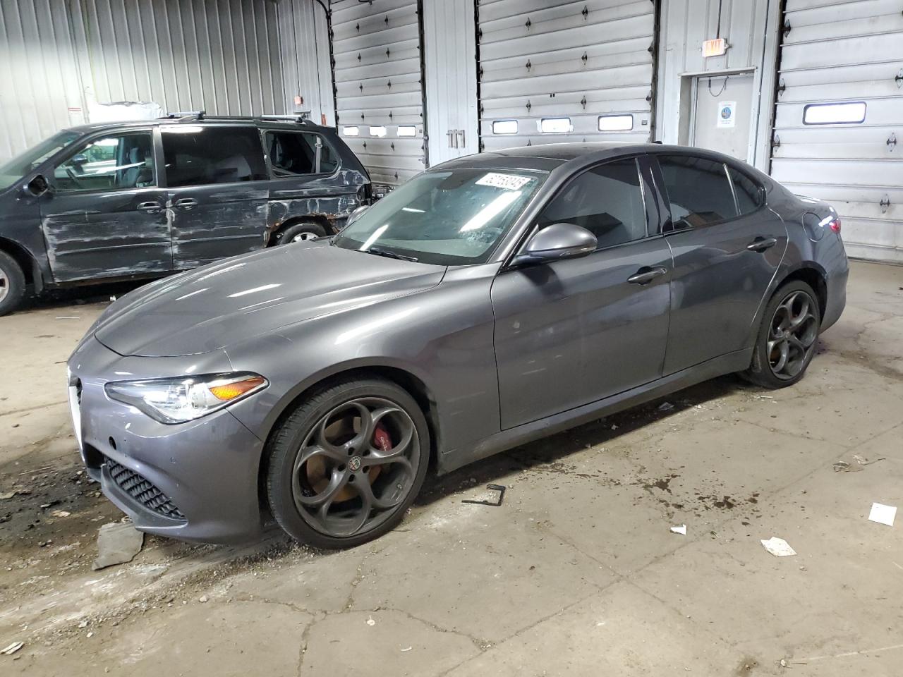 ALFA ROMEO GIULIA TI Q4