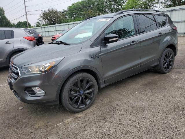 Vin: 1fmcu9j9xhue57188, lot: 60913955, ford escape titanium 2017 img_1