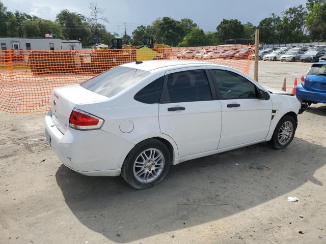 FORD FOCUS SE 2008 white  gas 1FAHP35N18W272057 photo #4
