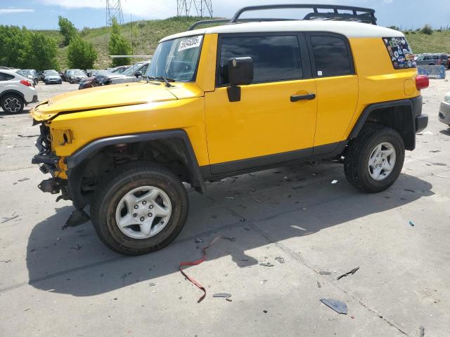 TOYOTA FJ CRUISER