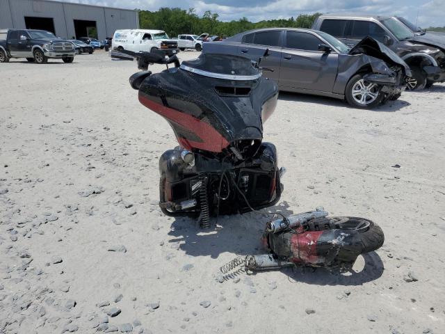 HARLEY-DAVIDSON FLHXSE CVO 2017 red  gas 1HD1PXF1XHB959123 photo #3