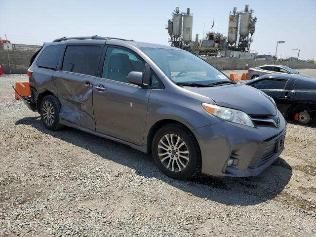 Vin: 5tdyz3dc2js915820, lot: 62130445, toyota all models xle 20184