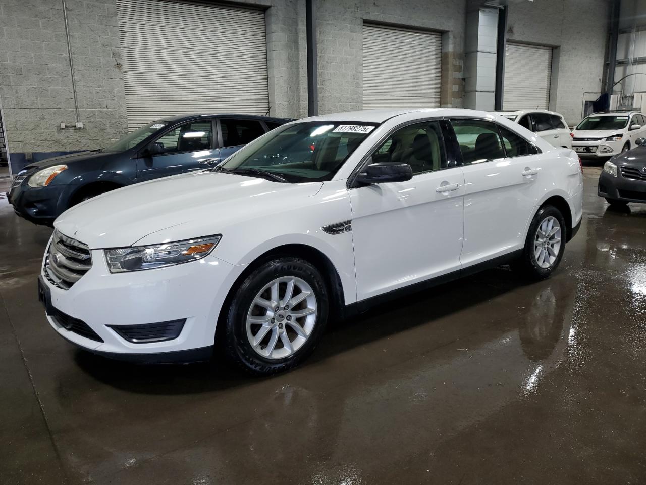 FORD TAURUS SE