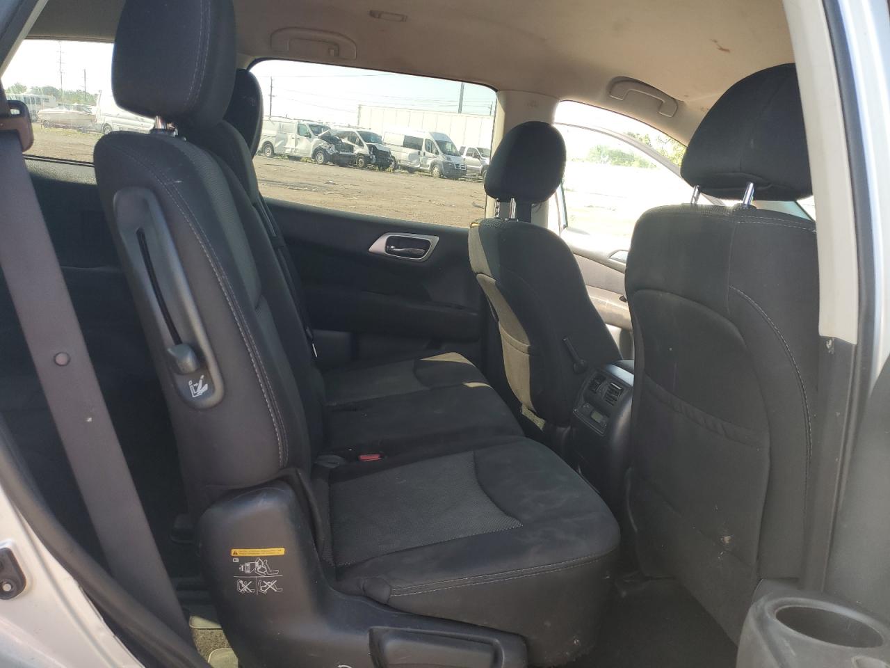 Nissan Pathfinder 2017