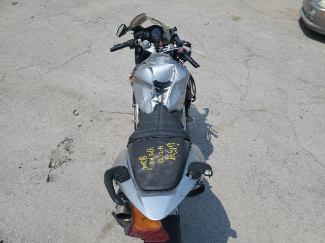 2005 HONDA VFR800 JH2RC46145M700424