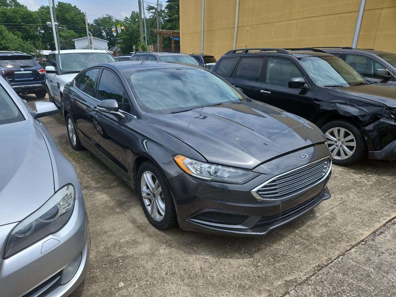 FORD FUSION SE