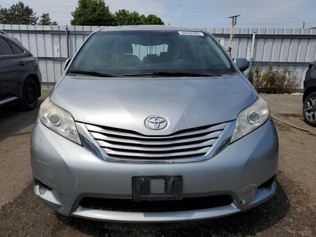 2017 TOYOTA SIENNA LE 5TDKZ3DC4HS850131