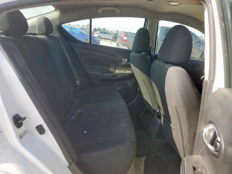 2019 NISSAN VERSA S - 3N1CN7AP5KL822367
