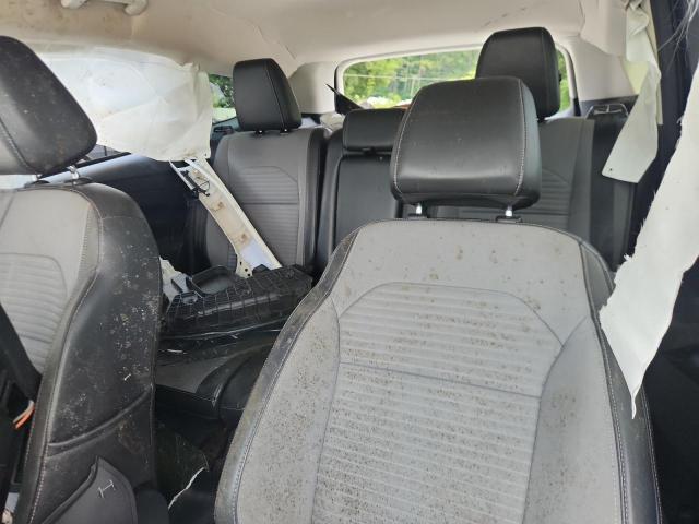 2017 FORD ESCAPE TIT 1FMCU0JD8HUB48674