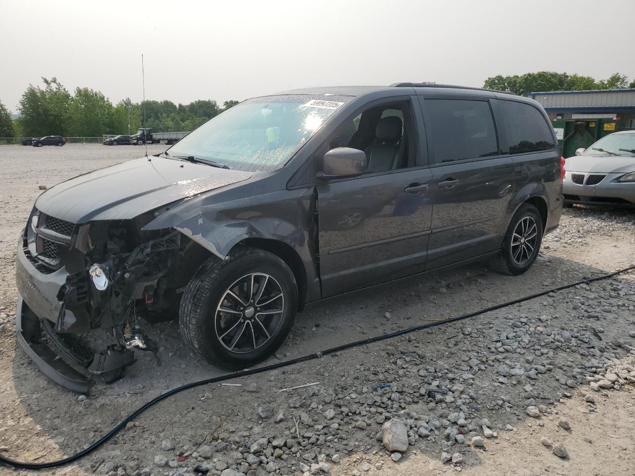 Salvage Dodge Caravan