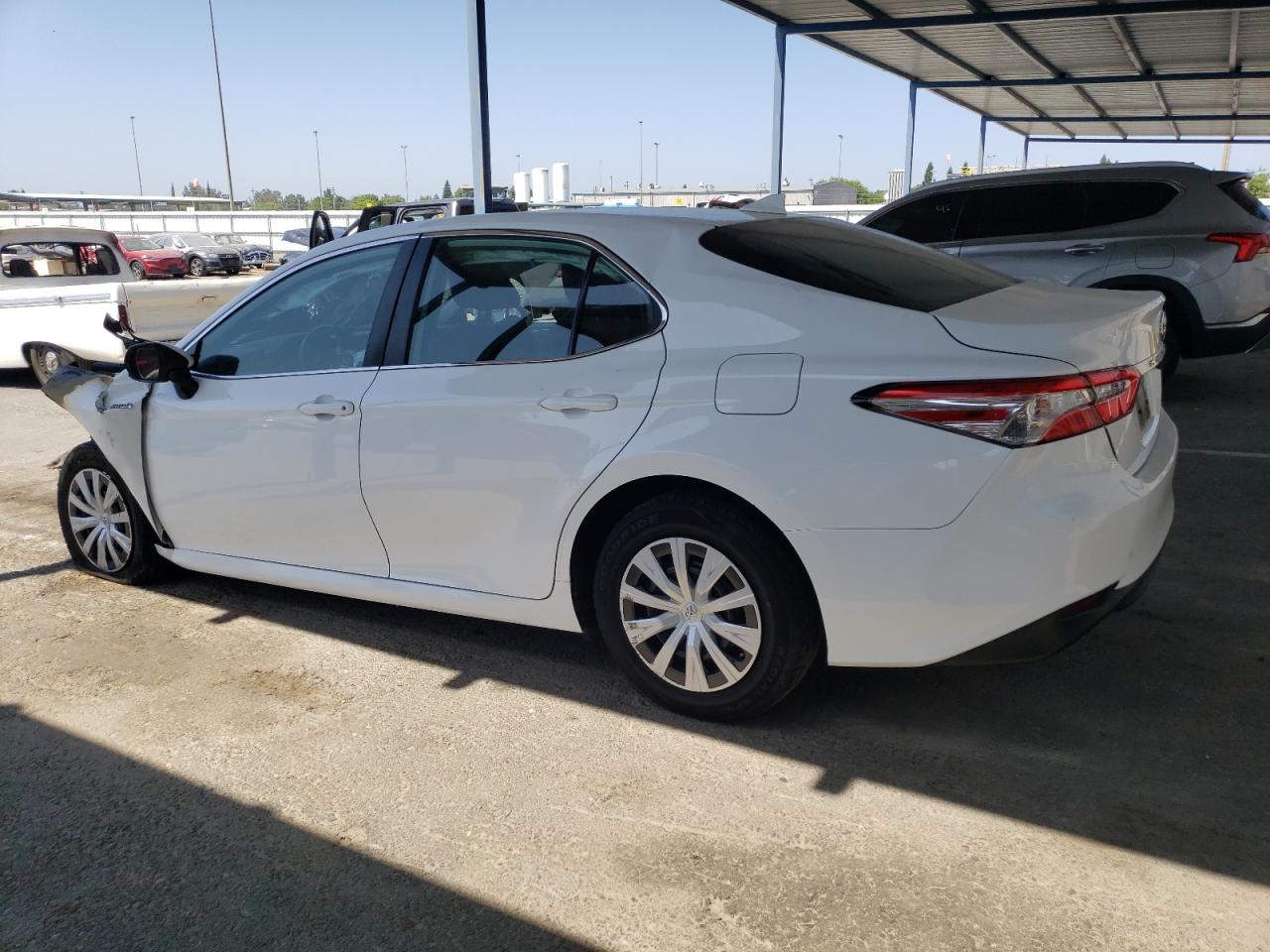 Toyota Camry le 2020