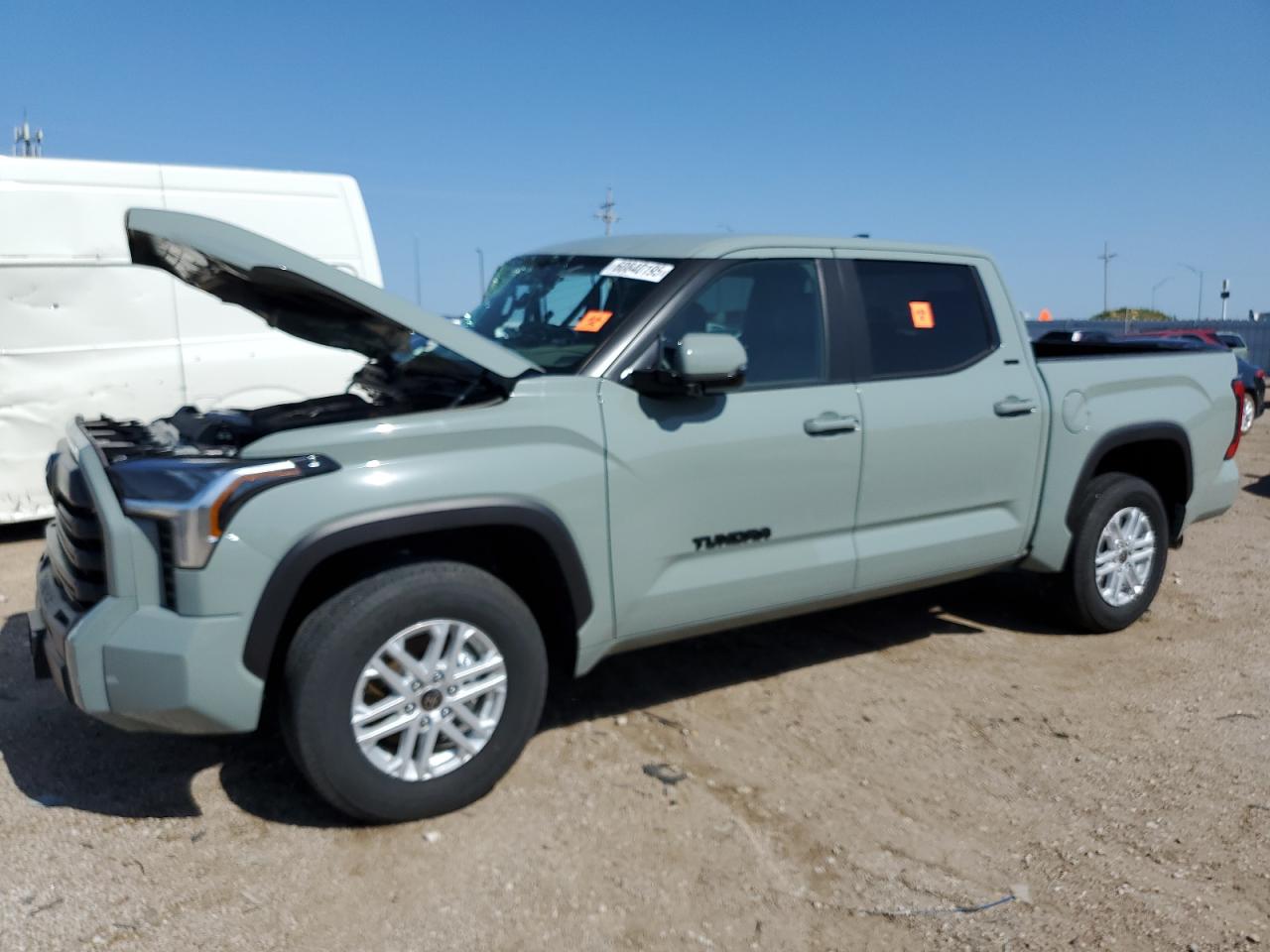 TOYOTA TUNDRA CREWMAX SR