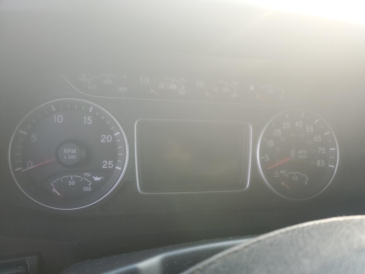 Lot #3185013245 2020 INTERNATIONAL LT625