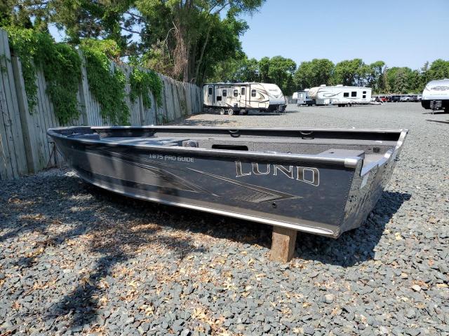 LUND BOAT 2024 LBBCY107E424 photo #4