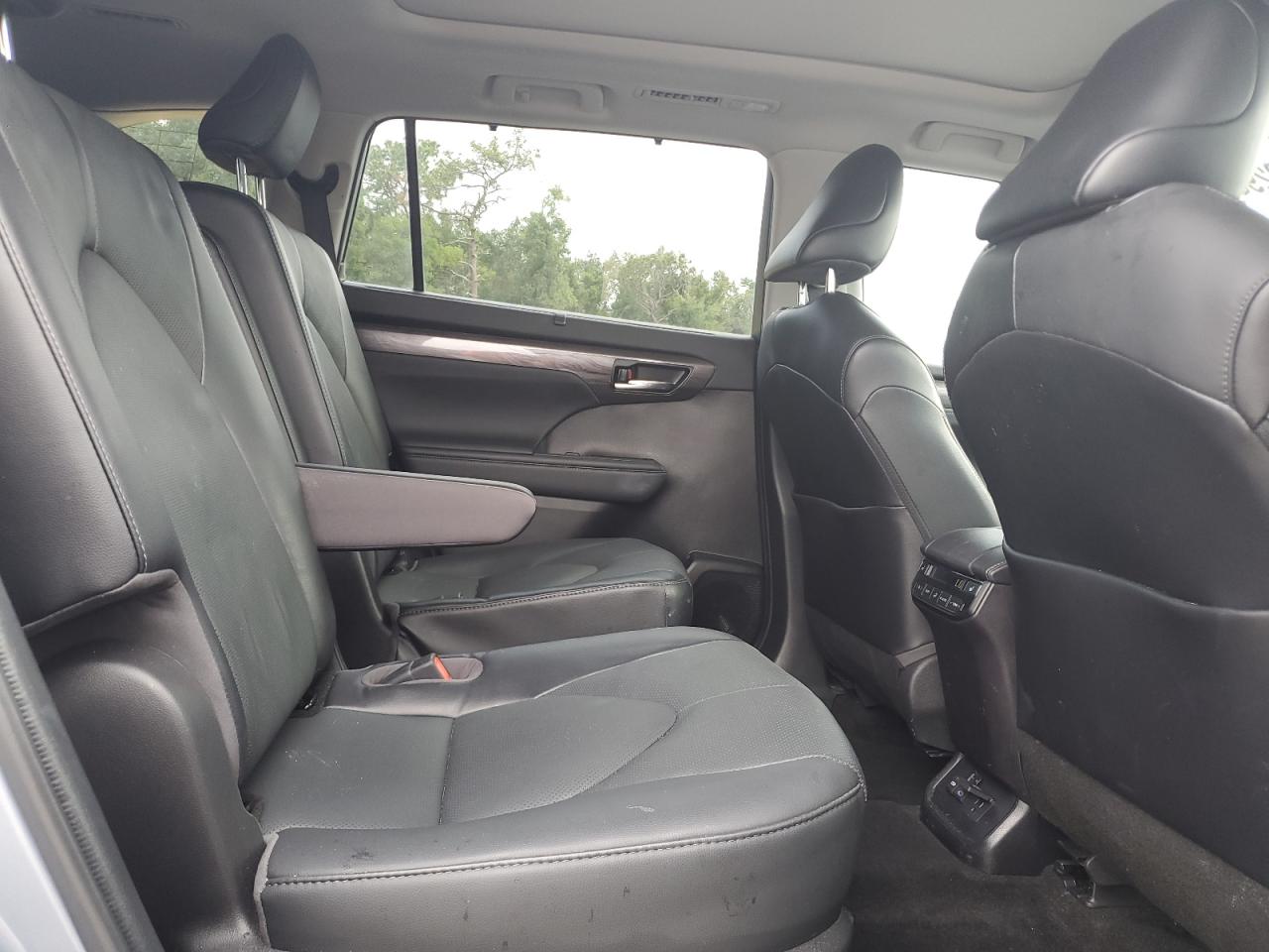 Toyota Highlander 2022