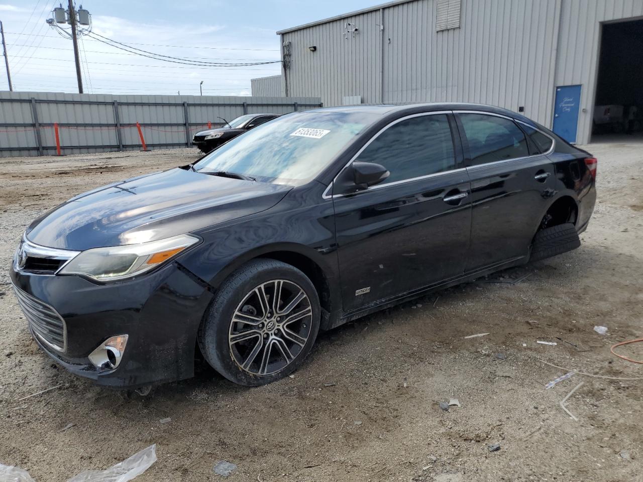 TOYOTA AVALON XLE