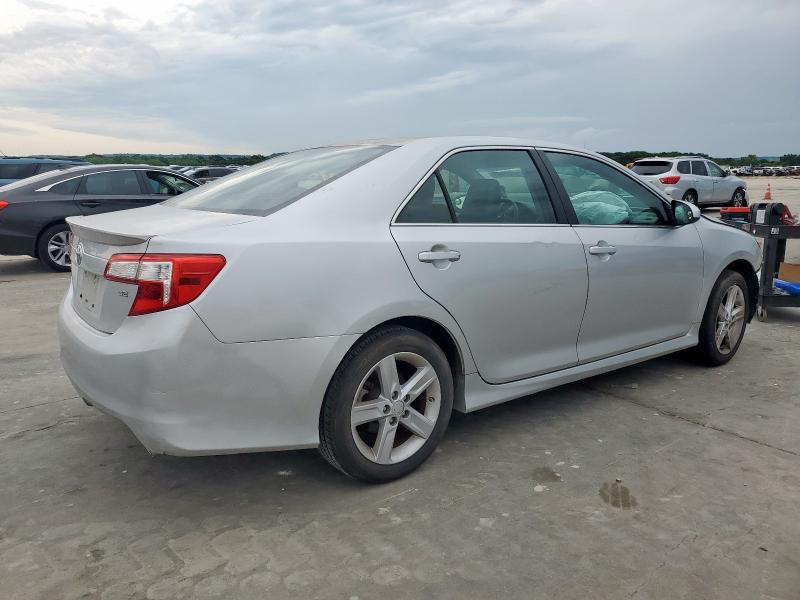 Vin: 4t1bf1fk7eu336259, lot: 60481565, toyota camry l 20143