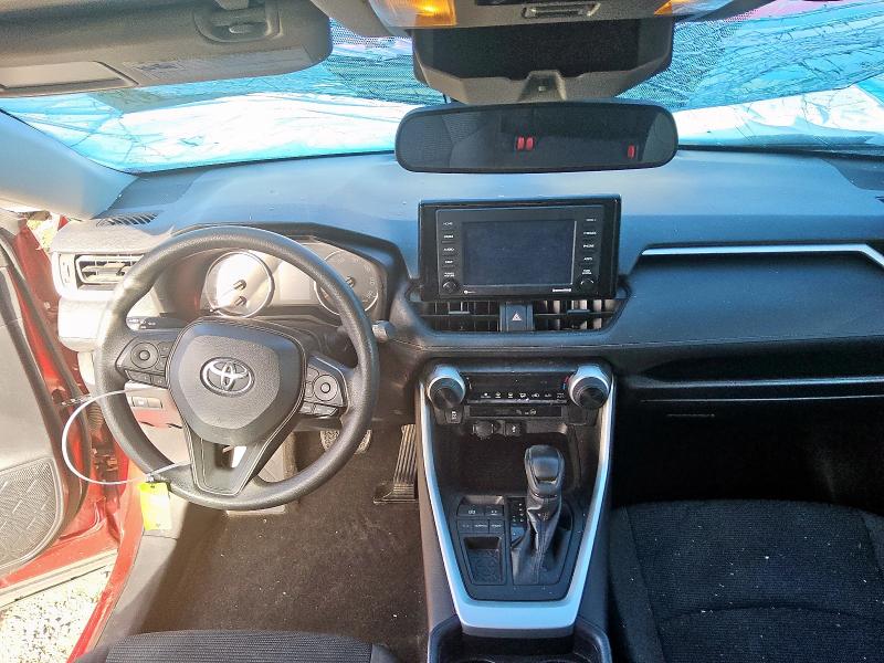 2021 TOYOTA RAV4 LE - 2T3H1RFV6MW139431